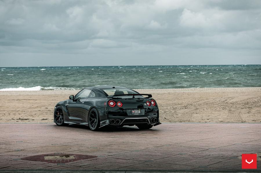  Nissan GT-R on Vossen Wheels (HF-5) 2020 года  (фото 5 из 48)